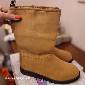 NWT MukLuks Camel Boots with Reversible Fur Attachments Sz 8